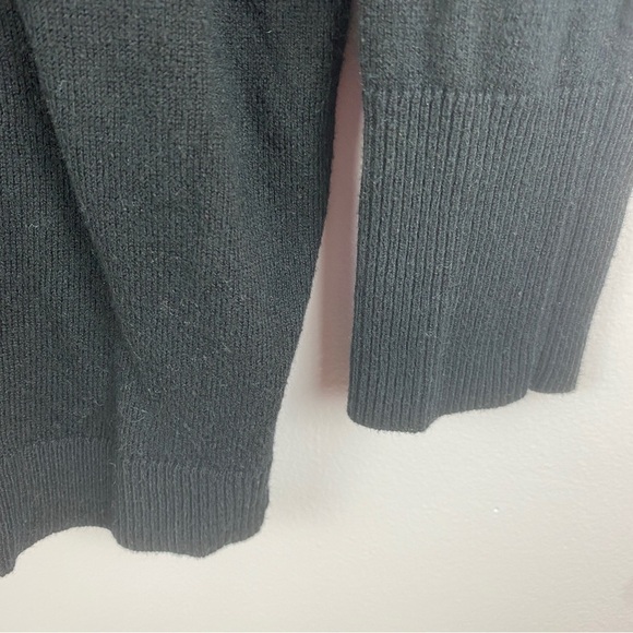 Eddie Bauer Black V Neck Long Sleeve Cotton Sweater Small - Picture 7 of 10